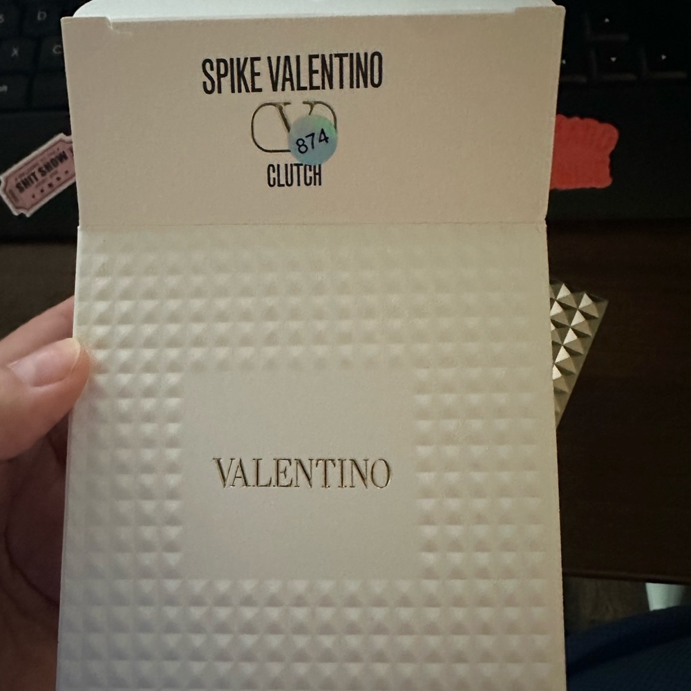 New Valentino Spike Valentino Clutch Box in White with Gold Logo - Picture 3 of 5